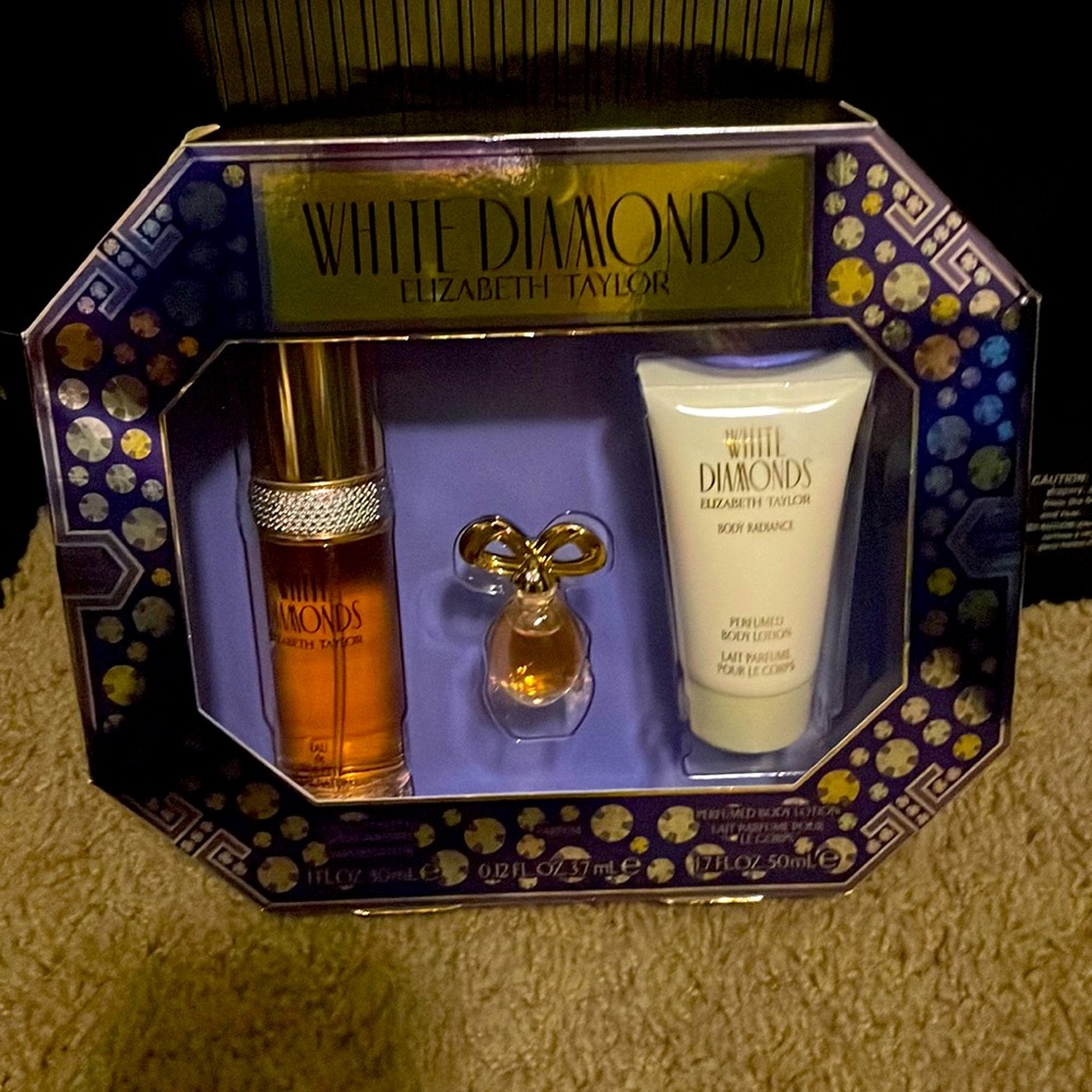 Elizabeth Taylor White Diamonds set